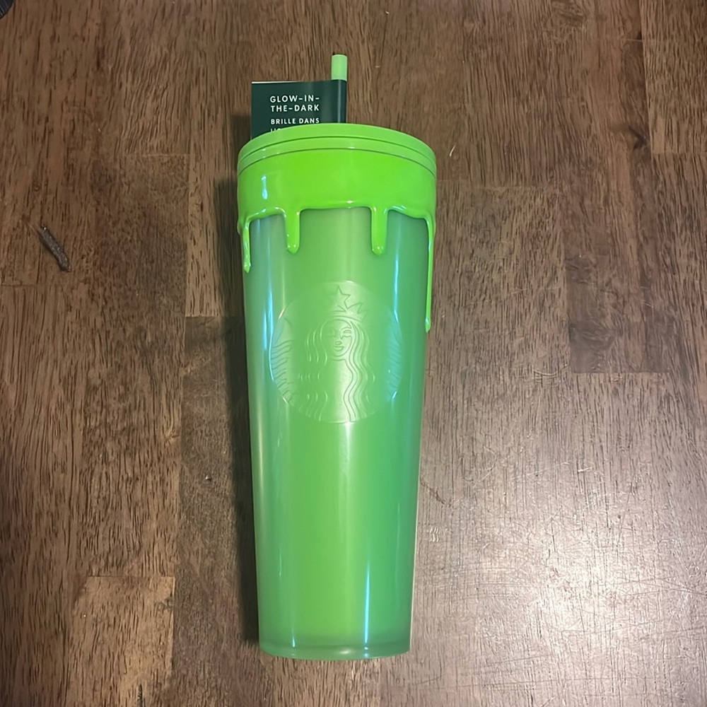 Slime glow in the dark cup